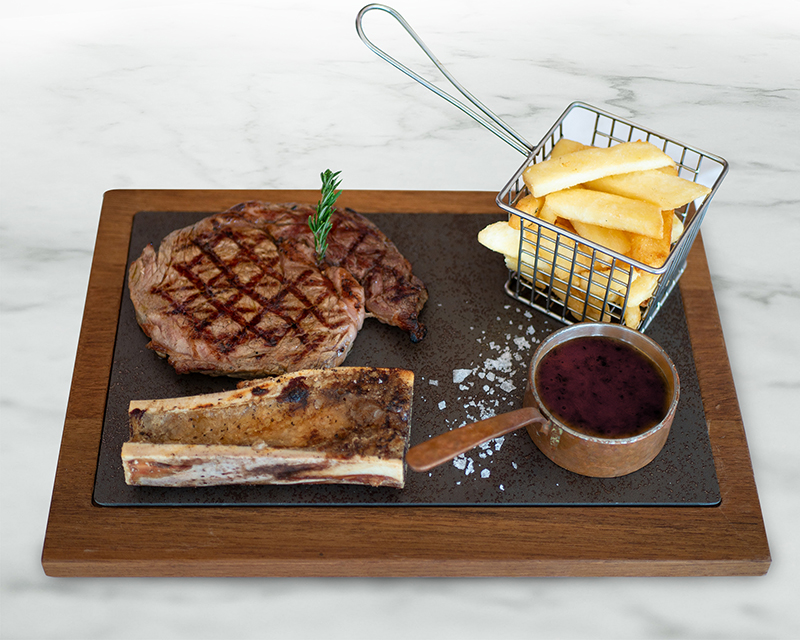 rib-eye-steak-bone-marrow-red-wine-sauce